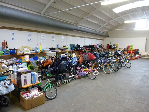 Kinderwagen, Fahrräder etc.